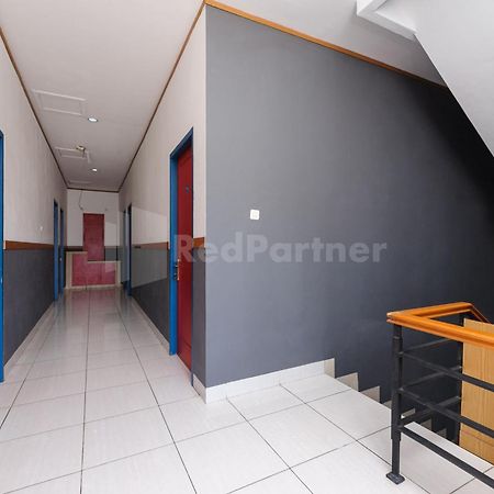 Ian Hotel Jaksa Mitra Reddoorz جاكرتا المظهر الخارجي الصورة
